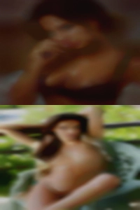 Wide hip nude sex woman.